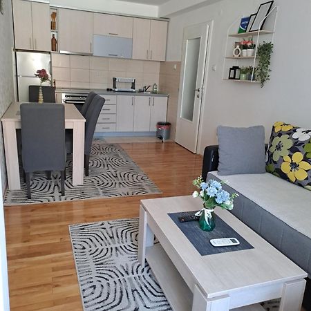 Apartman Park Zvornik Exteriör bild