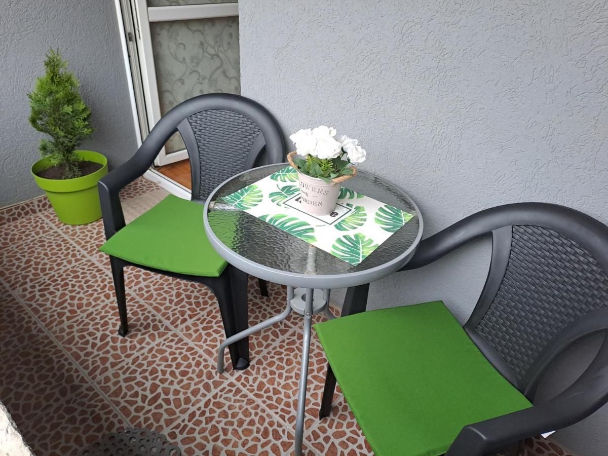 Apartman Park Zvornik Exteriör bild