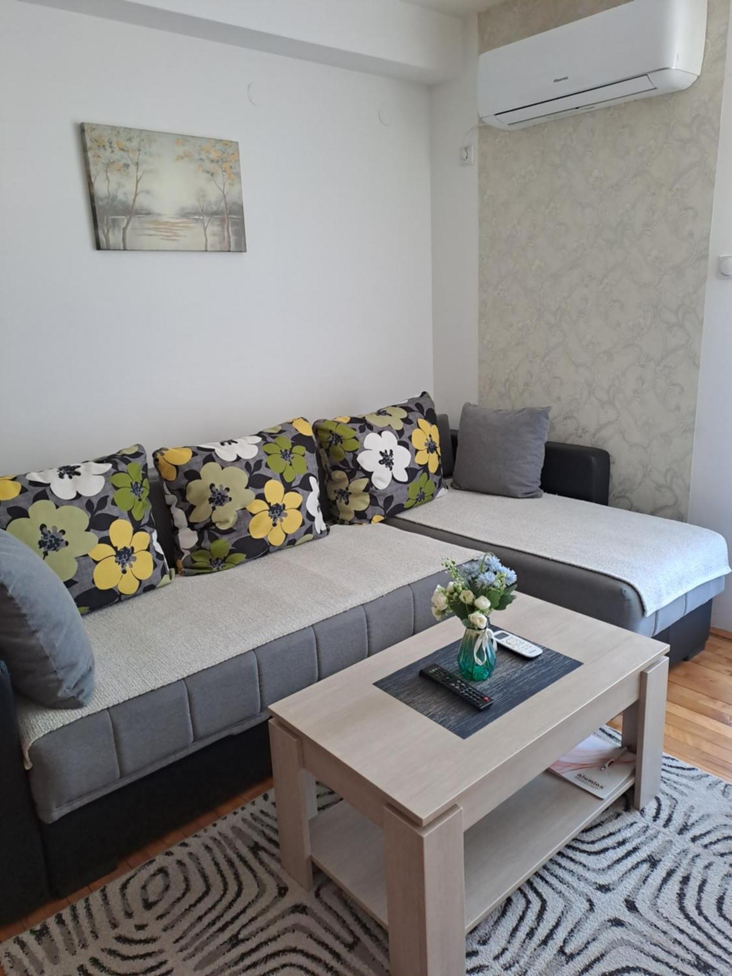 Apartman Park Zvornik Exteriör bild